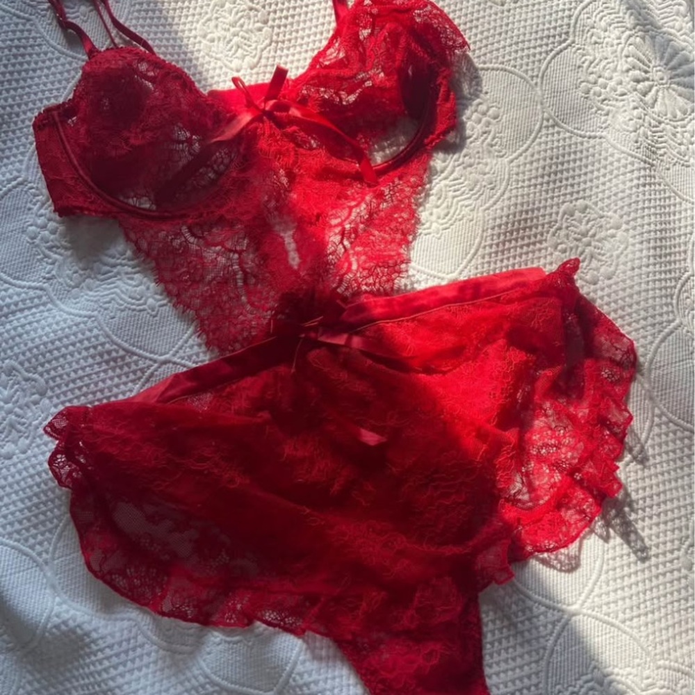 NWT Victoria’s Secret Red Lace Lingerie